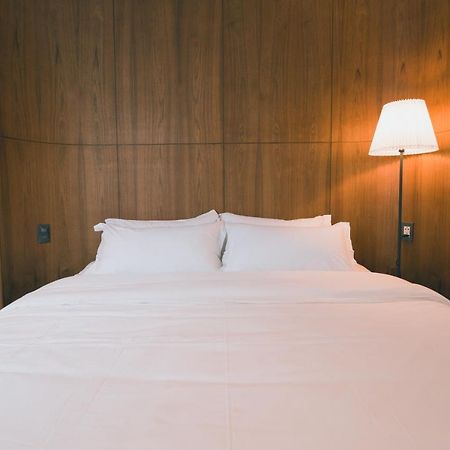 41Cafetel Hostel Bangkok Bagian luar foto