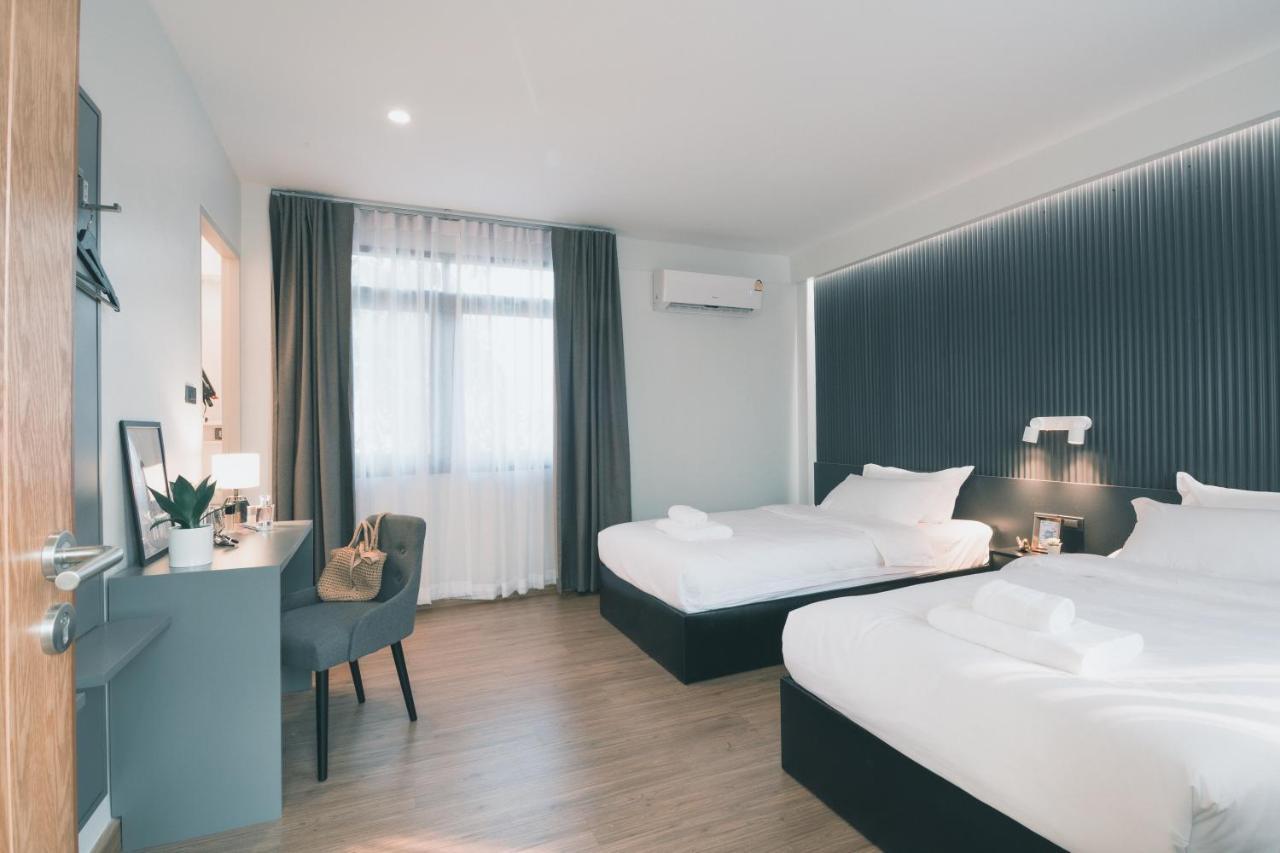 41Cafetel Hostel Bangkok Bagian luar foto